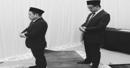 Viral posisi salat jamaah Cak Imin dan Anies Baswedan