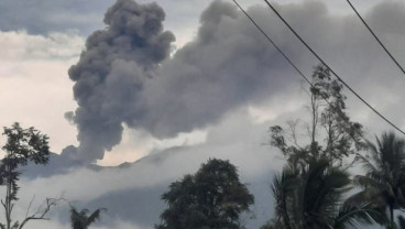 Sore Ini, Gunung Marapi Alami 3 Kali Erupsi dengan Ketinggian Abu 1.000 Meter