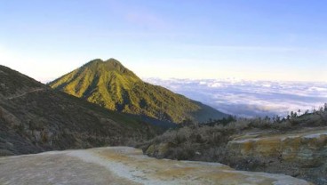 Taman Wisata Kawah Ijen Tutup pada 14 Februari