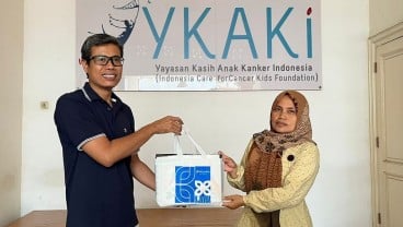 PDS Salurkan Bantuan untuk Yayasan Anak Kanker di Hari Kanker Nasional