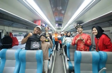 Pengguna Kereta Api di Surabaya Meningkat 45% pada Libur Februari 2024