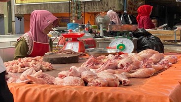 Harga Daging Ayam dan Beras di Palembang Kompak Naik