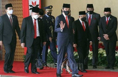 Wapres Ma'ruf Amin Bicara Orang Tahu Malu Tak Langgar Etika, Netizen Senggol Jokowi dan Gibran