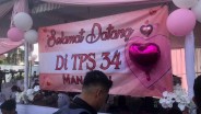 Tema Valentine, Warga Dapat Coklat saat Nyoblos di TPS Gibran