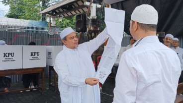 Habib Rizieq Komentari Film Dirty Vote Usai Nyoblos di TPS 47 Petamburan