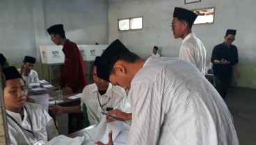 46 TPS Layani Pemungutan Suara Santri Lirboyo