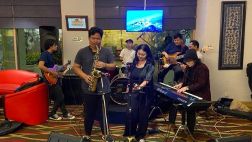 Grand Candi Hotel Gandeng Komunitas Meriahkan Teratai Lobby Jazz