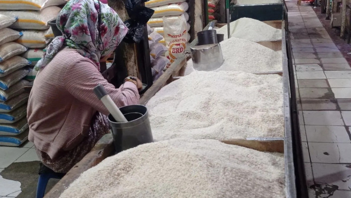 Suara Kekhawatirkan Warga Soal Harga Beras
