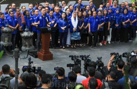 AHY Diisukan Masuk Kabinet, PDIP: Jokowi Lagi Bagi-bagi Jatah Menteri