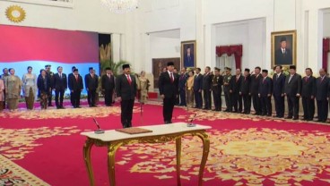 Sah! Jokowi Lantik Hadi Tjahjanto Jadi Menko Polhukam, AHY Menteri ATR