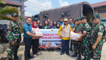 Grand Arkenso Hotel Semarang Gandeng Yonif Raider 400/BR Salurkan Bantuan Banjir Demak