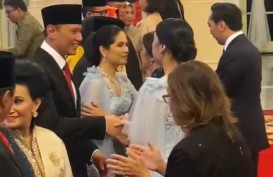 Momen Keluarga Beri Selamat ke AHY, Ekspresi Almira Jadi Sorotan