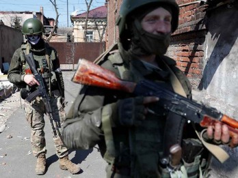 2 Tahun Perang Rusia vs Ukraina, AS Jatuhkan Sanksi Berat Ke Moskow