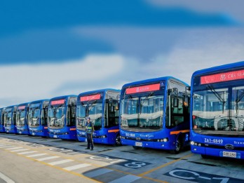 Bus Listrik DAMRI Mengaspal di Surabaya, Ini Rute dan Tarifnya