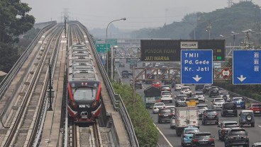 Jumlah Penumpang Harian LRT Jabodebek Tembus 50.000 Orang, Makin Diminati