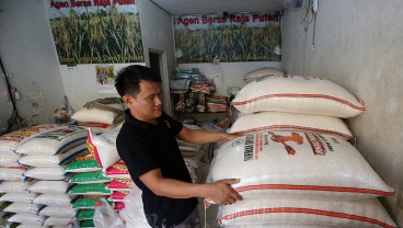 Harga Pangan Hari Ini 26 Februari: Beras Premium Naik Jadi Rp16.530/Kg