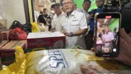 Zulhas Cek Harga Pangan di Pasar Klender, Pedagang Teriak Harga Beras Naik