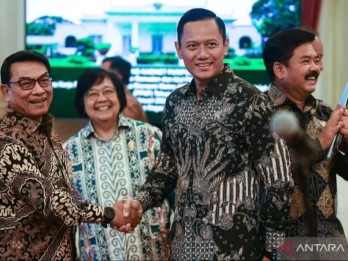 Potret Akrab AHY dan Moeldoko Saat Hadir di Sidang Kabinet Jokowi