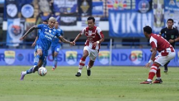 Terpaut 1 Poin, Persib Bandung Berambisi Salip PSIS di Posisi Kedua