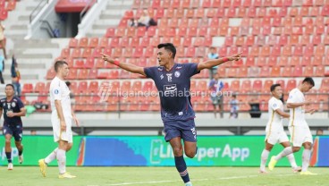 Hasil Liga 1: Tekuk Persija, Arema FC Beranjak dari Zona Degradasi