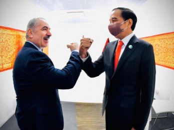 PM Palestina Mohammad Shtayyeh Mengundurkan Diri
