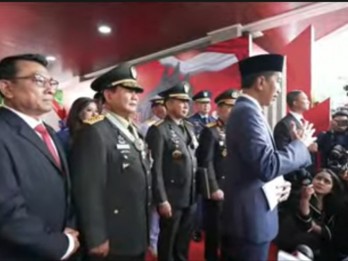 Jokowi Resmi Anugerahi Prabowo Gelar Jenderal Kehormatan