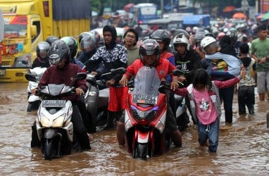 26 Ruas Jalan di Jakarta Tergenang Air, Simak Daftarnya menurut BPBD