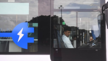 Indonesia Addresses Challenges in Electric Bus Adoption