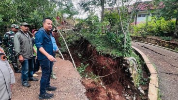 Bey Tunggu Hasil Kajian BNPB Soal Relokasi Warga Rongga KBB