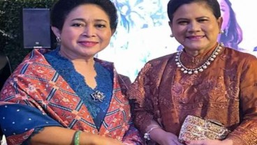 Viral dan Langka, Titiek Soeharto Foto Bareng Iriana Jokowi, Pertanda Apa?