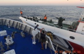 Tegang! Kapal Tentara China Tabrak Coast Guard Filipina