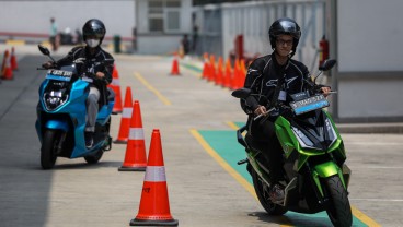 Belum Ada Motor Listrik Subsidi Tersalurkan, Alva Klaim Penjualan Aman