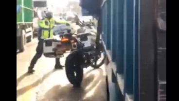 Viral Aksi Polisi Kejar Sopir Truk Ugal-ugalan di Sukabumi, Endingnya Sesuai Harapan