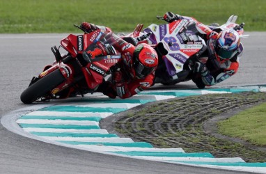 Hasil MotoGP Qatar 2024, 11 Maret: Bagnaia Memimpin, Martin Kedua (Lap 10)