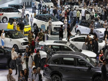 Penjualan Mobil Februari Makin Amblas, Awan Mendung Industri Otomotif