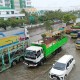 Banjir Menggenangi Jalur Pantura Kaligawe Semarang