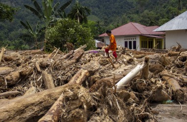 BPBD Sumbar: Penyebab Banjir Bandang di Pesisir Selatan Diduga Adanya Illegal Logging