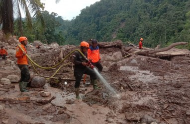 Longsor di Pesisir Selatan Sumbar: Pencarian Korban Diperpanjang hingga 21 Maret