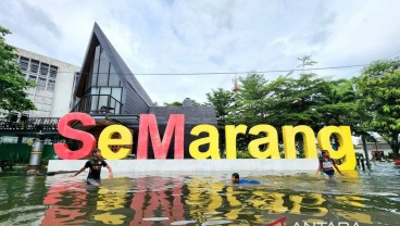 Arus Lalu Lintas Demak Semarang Dialihkan Menghindari Banjir Kaligawe