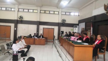 Eks Pemilik PT SBS dan Mantan Dirut PTBA Dituntut 19 Tahun Pidana