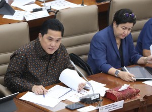 Menteri BUMN Erick Thohir Raker Dengan Komisi VI DPR Bahas Progres Program Restrukturisasi BUMN