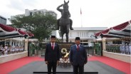Jokowi Tak Salami Prabowo Usai Bayar Zakat, Sekadar Gimik Politik?