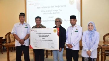 CIMB Niaga Syariah Pasang Merchant QRIS di 300 Rumah Makan Padang di Bali