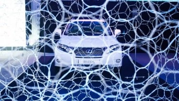 Penjualan Mobil Listrik Premium Lexus Moncer, Tambah Amunisi