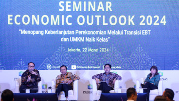 Outlook Perbanas 2024 Membahas Keberlanjutan Perekonomian Melalui Tansisi EBT dan UMKM