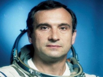 Hari Ini, 29 Tahun Lalu Antariksawan Valeriy Polyakov Kembali ke Bumi