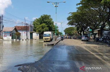 Akses Terdampak Banjir di Pantura Demak-Kudus Belum Dibuka