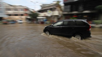 Prakiraan Cuaca Jabodetabek 24 Maret : Hujan Ringan Bakal Guyur Jakarta Siang Hari