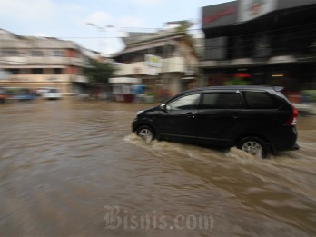 Prakiraan Cuaca Jabodetabek 24 Maret : Hujan Ringan Bakal Guyur Jakarta Siang Hari