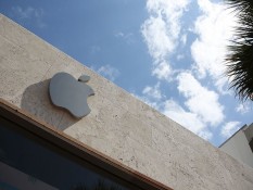 Pabrik Ponsel Apple Dinilai Jadi Magnet RI Tarik Investasi Asing